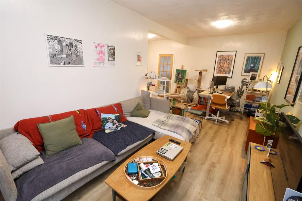 Property photo 3 of 13 4-2.Jpg