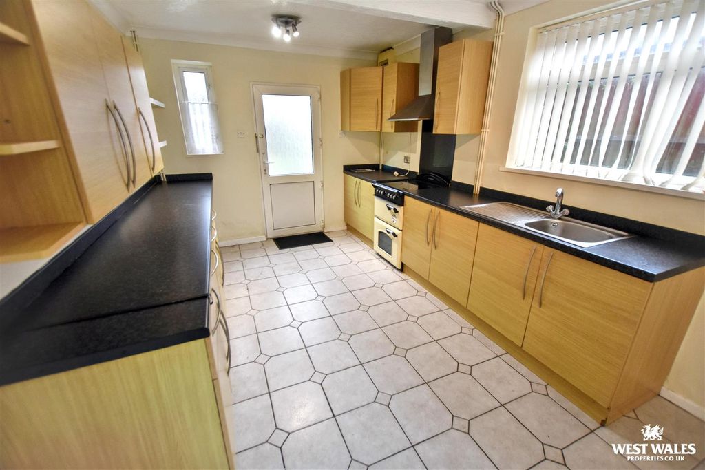 Property photo 3 of 16 12 (10).Jpg