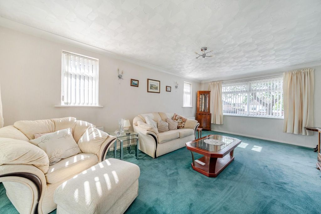 Property photo 2 of 15 1-6A187d08d0649-1466664-11-6A180279d48d3-1.Jpg