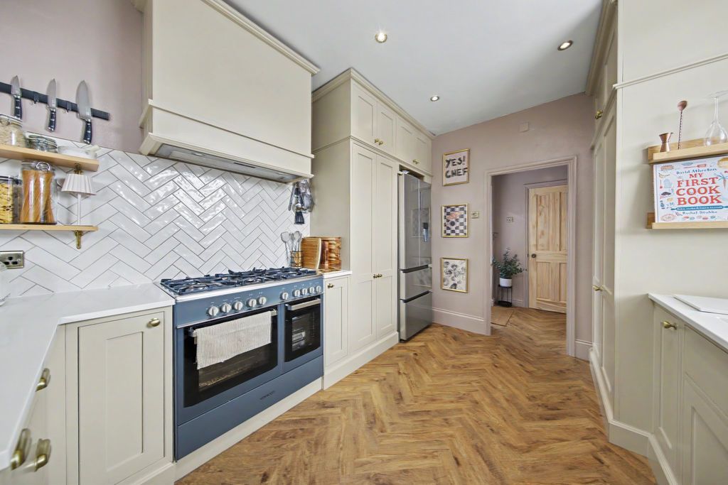 Property photo 1 of 33 Kitchen