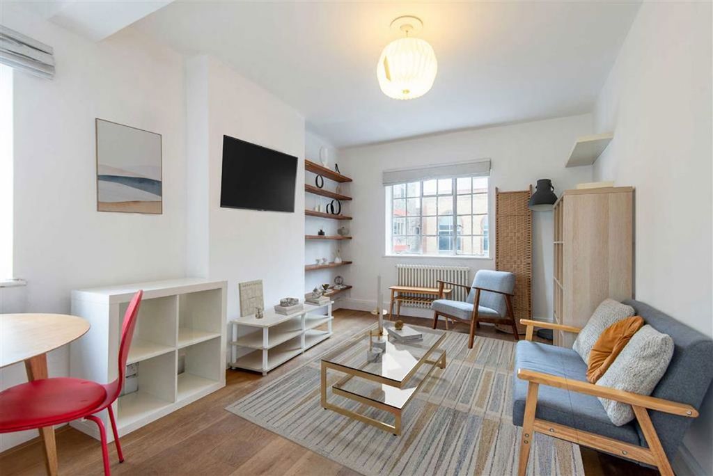 Property photo 1 of 5