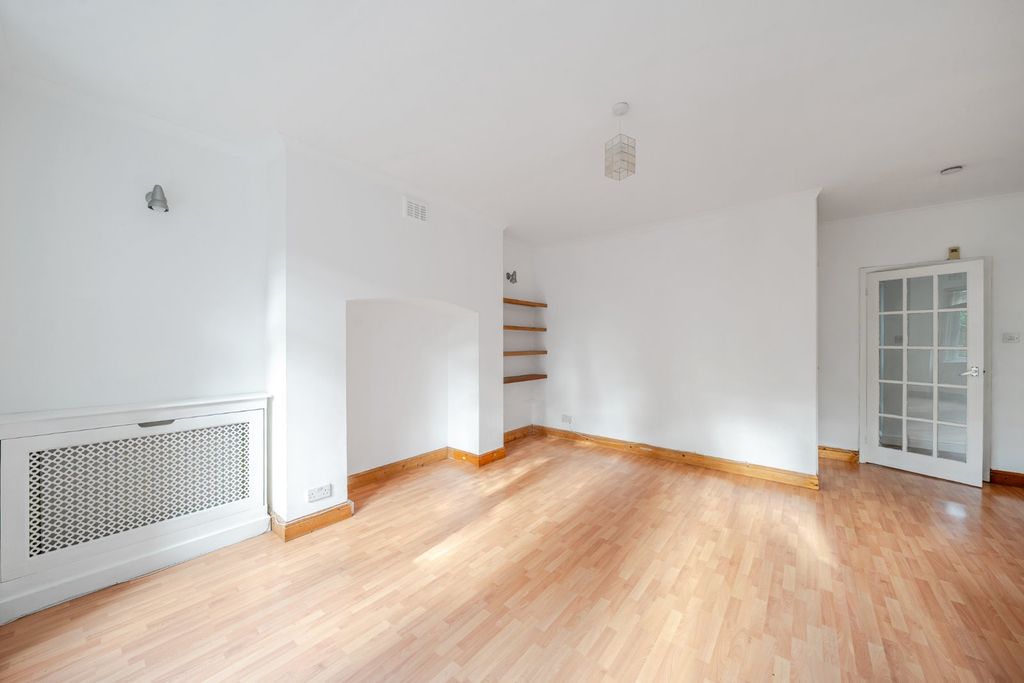 Property photo 3 of 18 Picture No.2