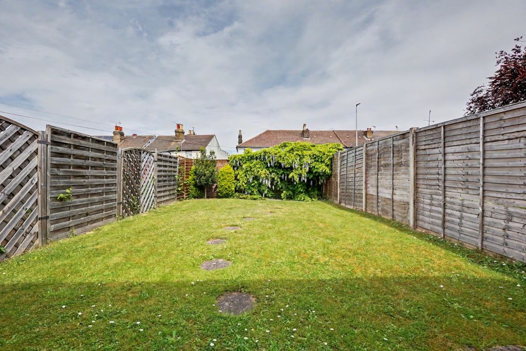 Property photo 2 of 12 4014643