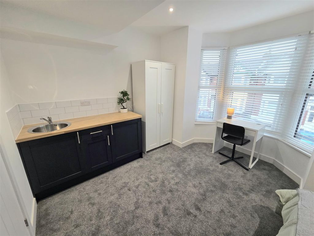 Property photo 2 of 8 20260113_123020.Jpg