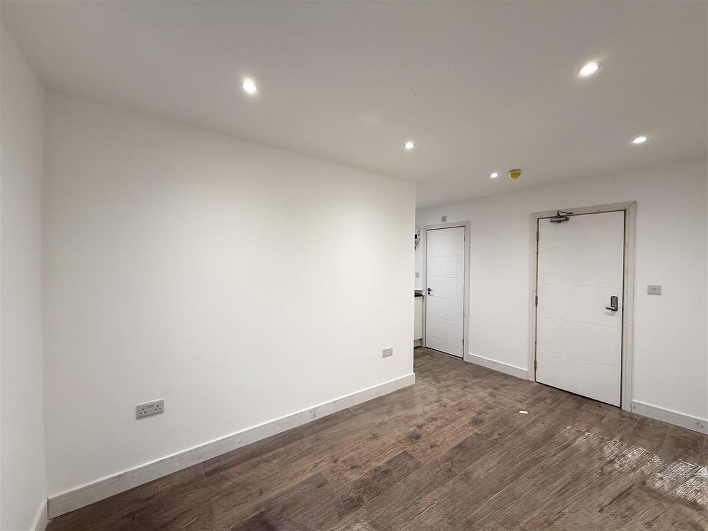 Property photo 2 of 5 Img_4946.Jpg