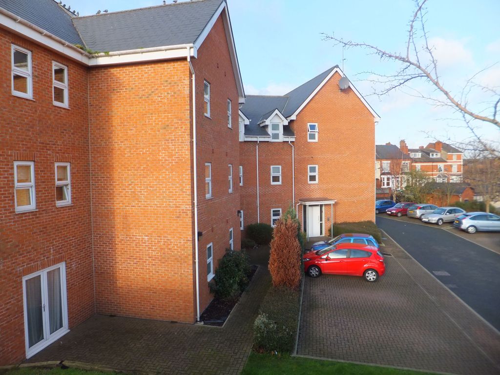 Property photo 1 of 6