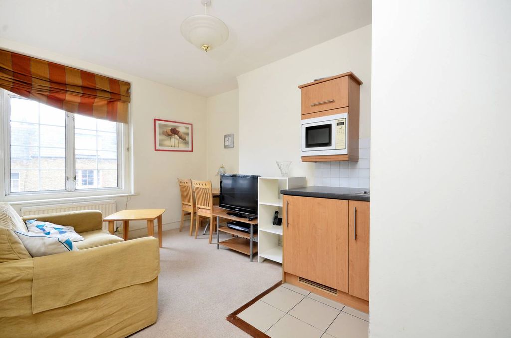 Property photo 1 of 5