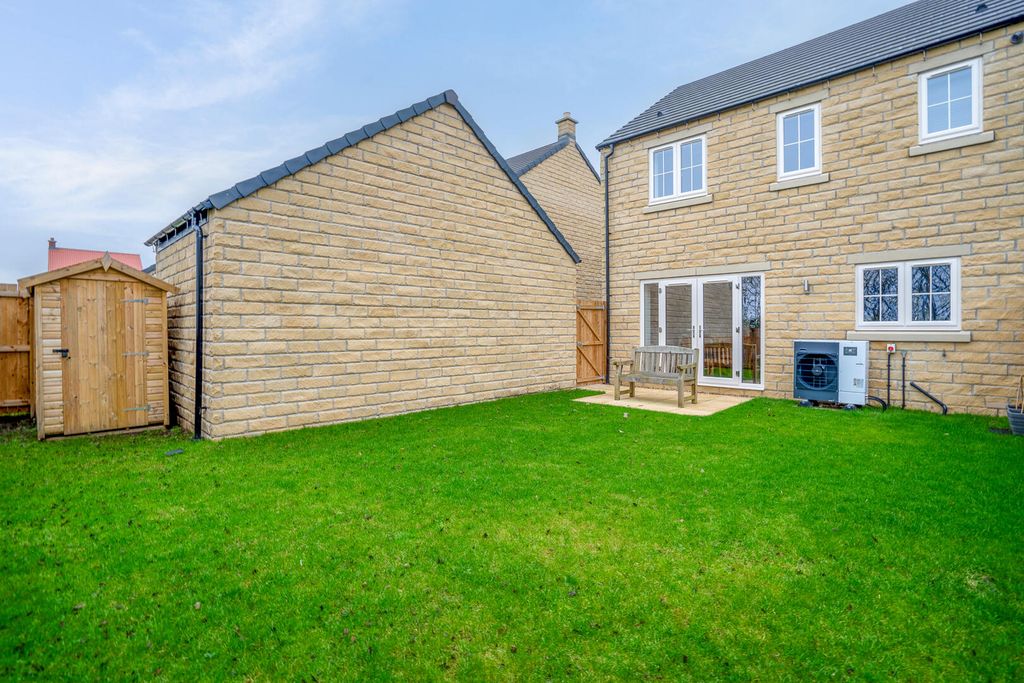 Property photo 3 of 16 Rear Garden