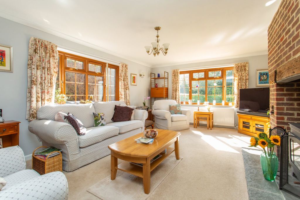 Property photo 2 of 27 Picture 2