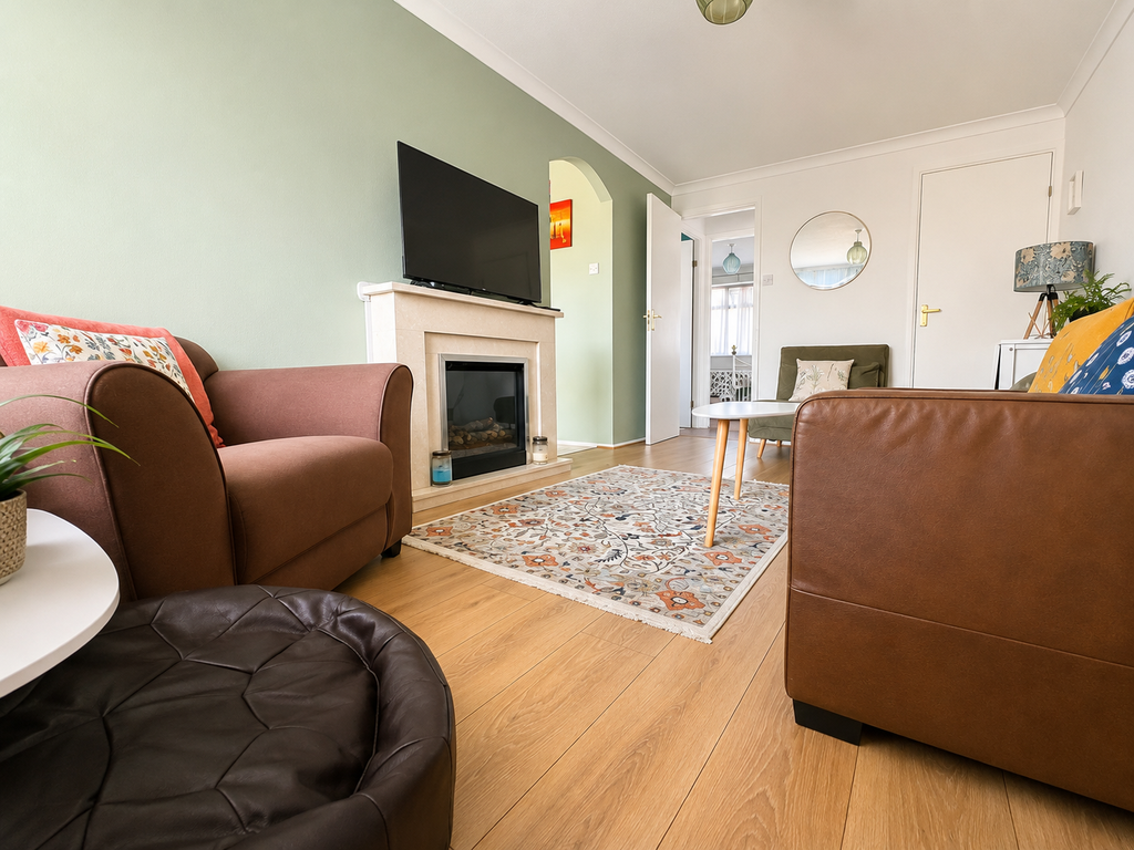 Property photo 2 of 9