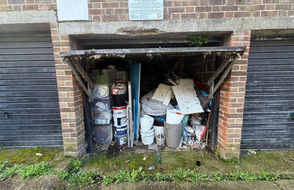 Property photo 2 of 3