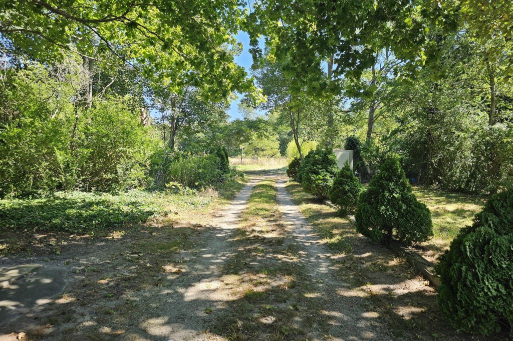 Property photo 3 of 12 <Alttext/>