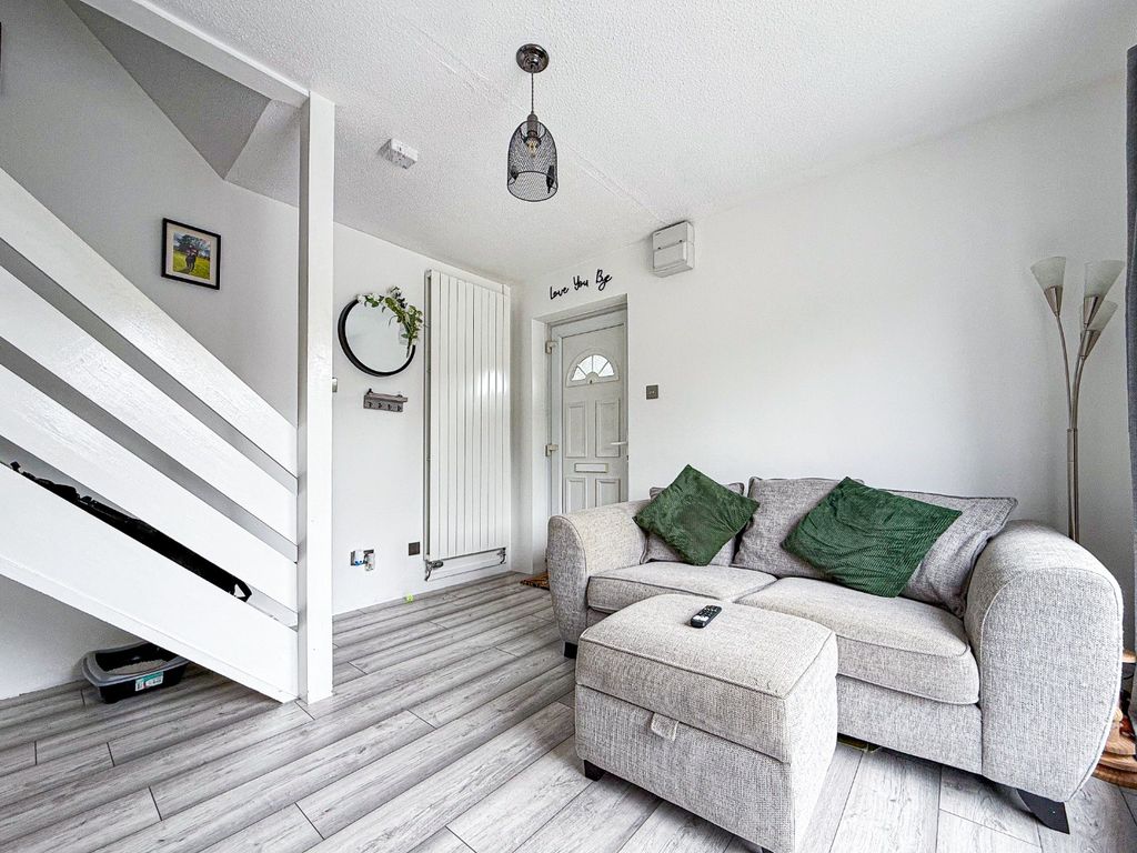 Property photo 2 of 11 3013492