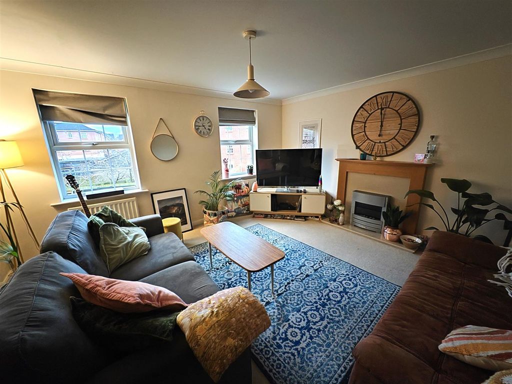 Property photo 2 of 8 Img_20260123_161150.Jpg