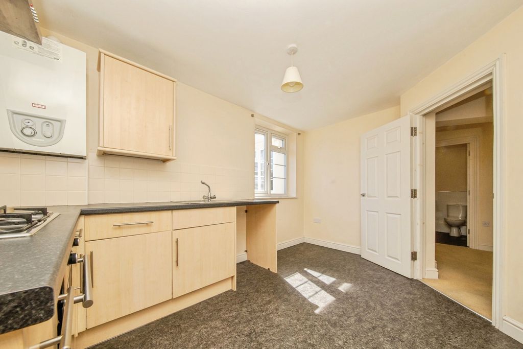 Property photo 3 of 10 Pbox-Img.Jpg