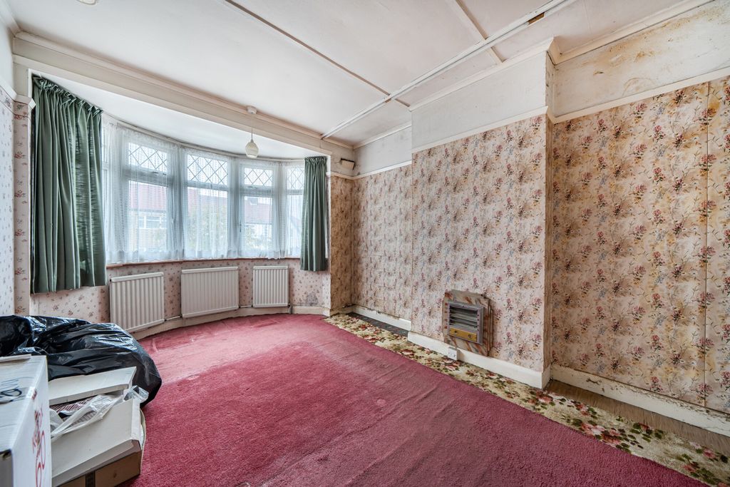 Property photo 3 of 11 Bedroom