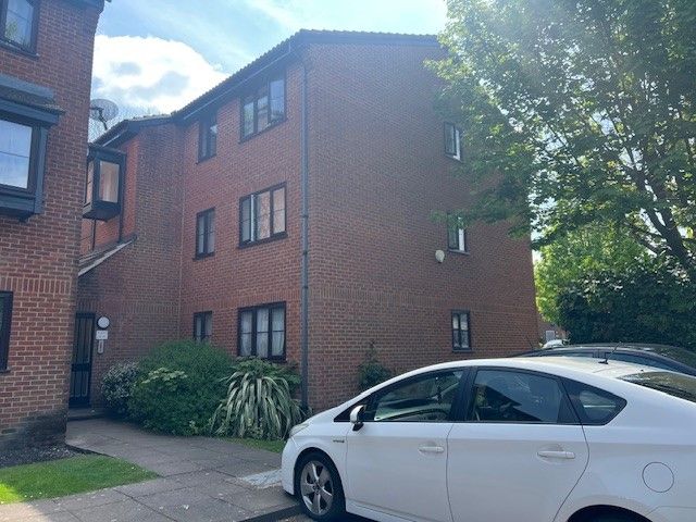 Property photo 2 of 8