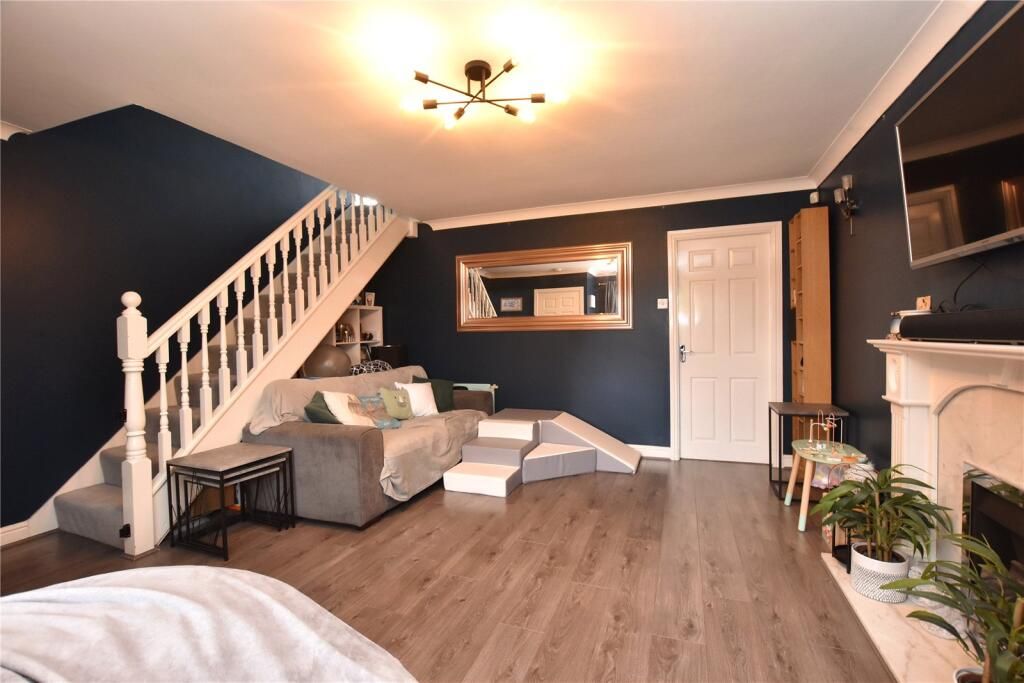 Property photo 2 of 24