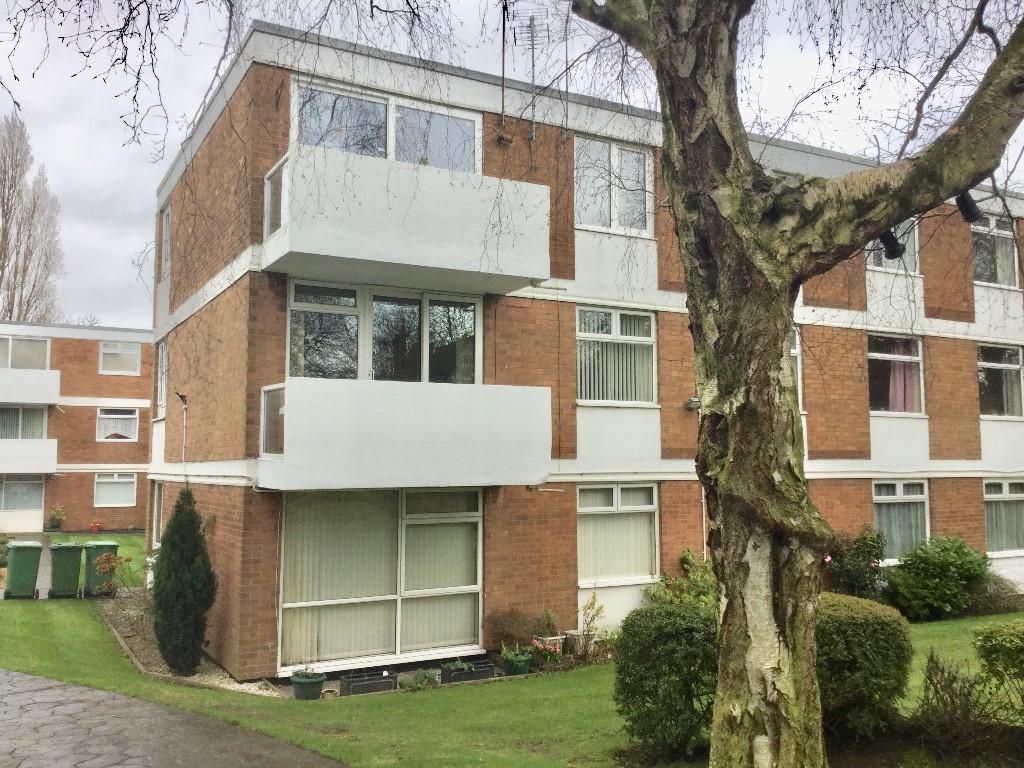 Property photo 3 of 4 165938_21Springcourt_Img_00_0000.Jpg