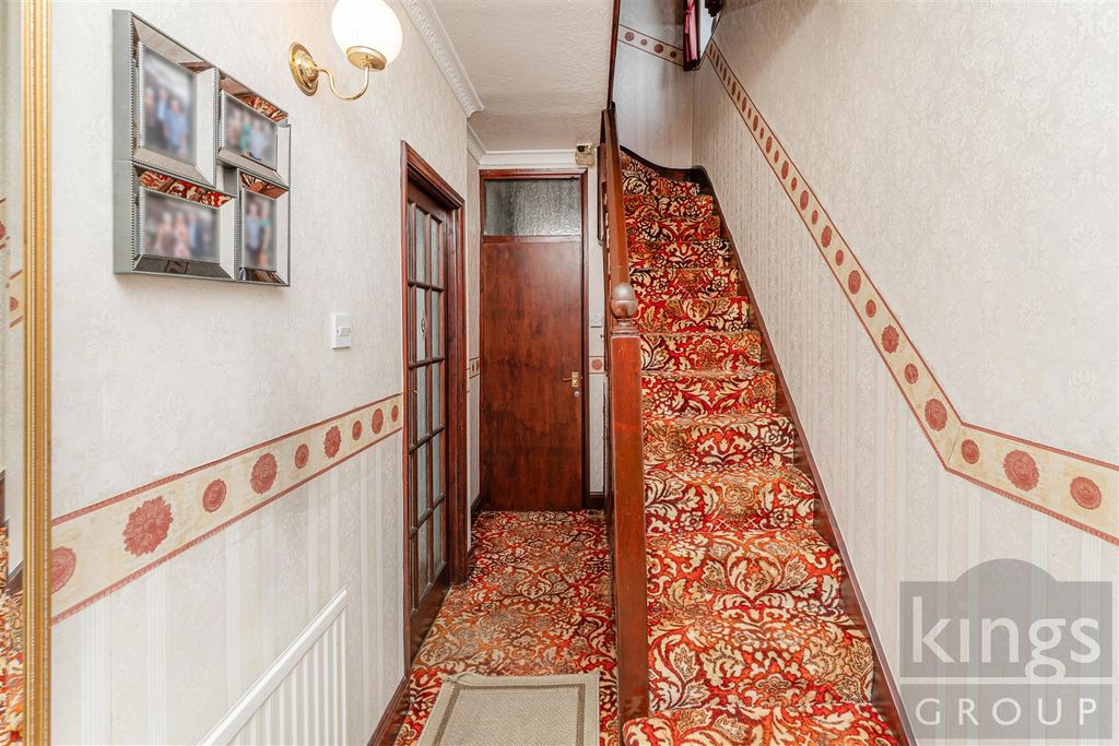 Property photo 3 of 21