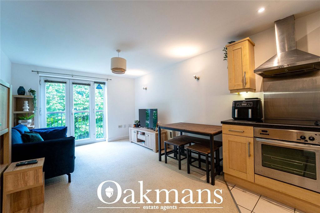 Property photo 2 of 14 Picture No. 10