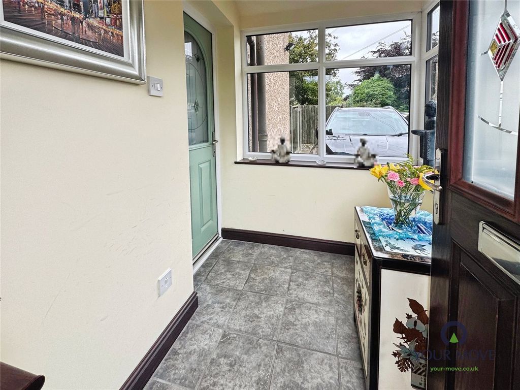 Property photo 2 of 28 Picture No. 42