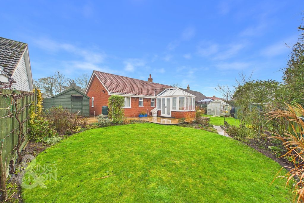 Property photo 3 of 34