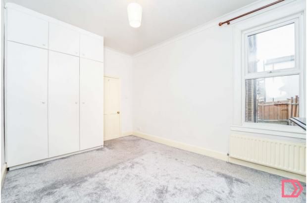 Property photo 3 of 9 Bedroom (1).Jpg