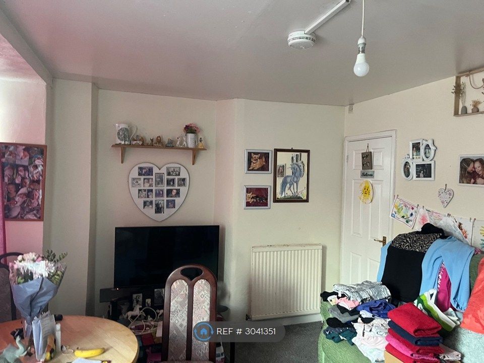 Property photo 2 of 4
