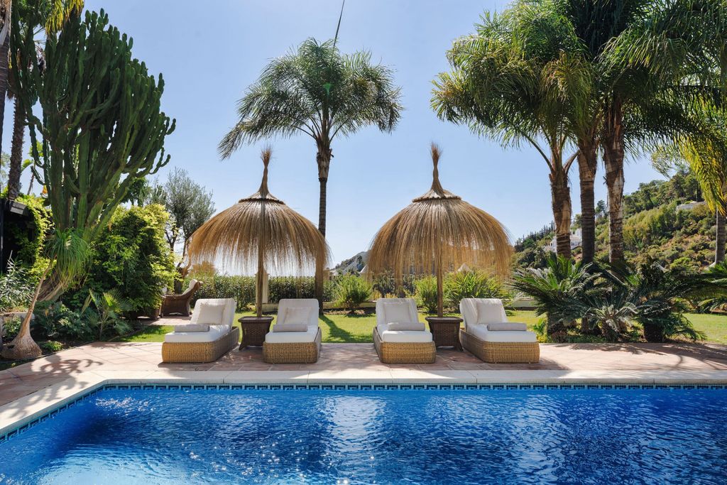 Property photo 2 of 53 Image