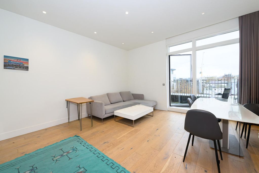 Property photo 3 of 10 Reception Room