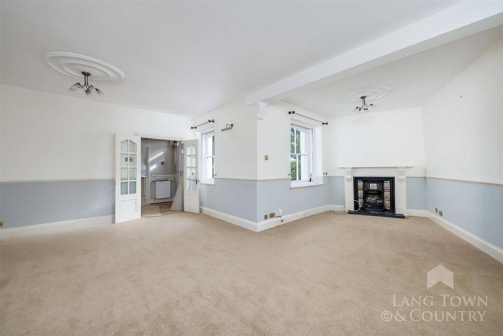 Property photo 2 of 13 Image.Jpeg