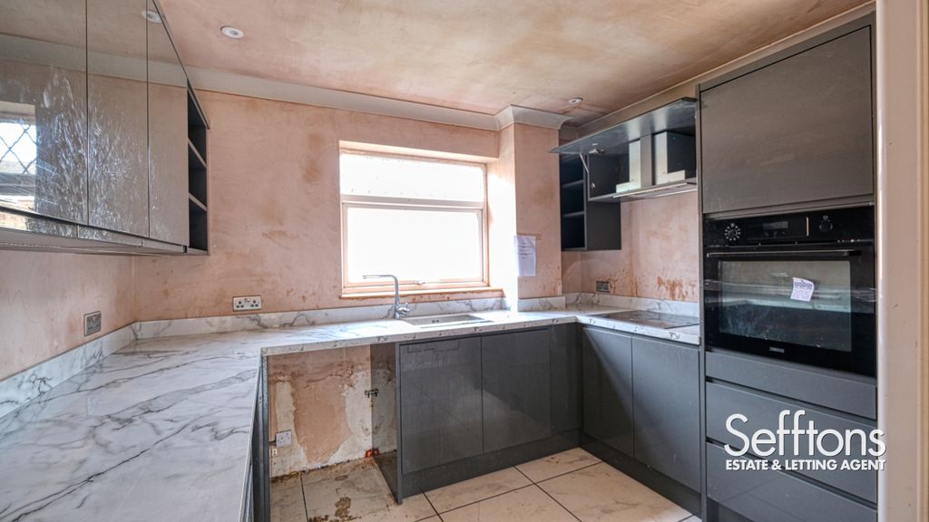 Property photo 2 of 14 Dscf9391_9