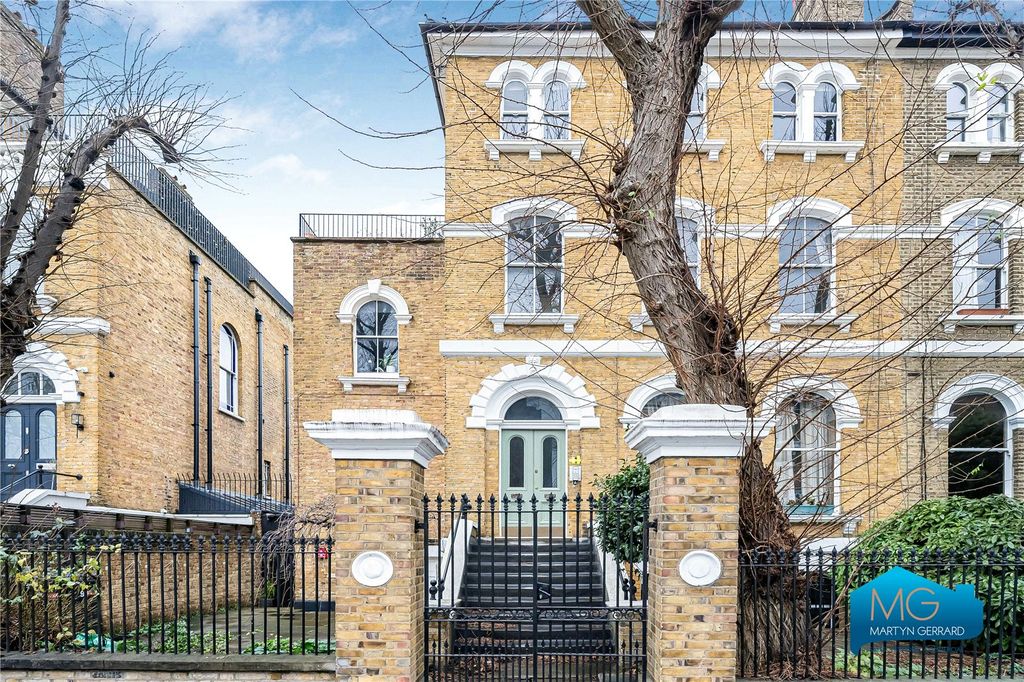 Property photo 1 of 15 Picture No. 03