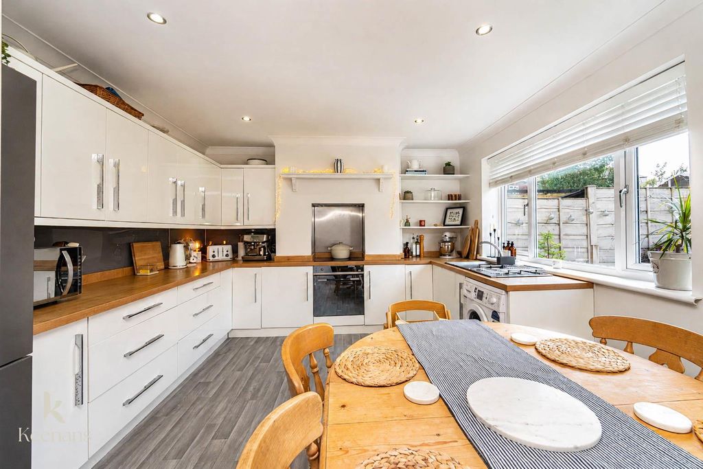 Property photo 1 of 44 3.Jpg