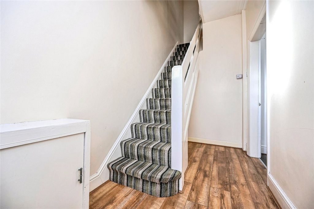 Property photo 2 of 23 Picture No. 05