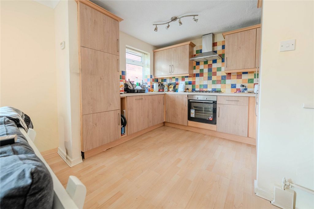 Property photo 3 of 8 Picture No. 05