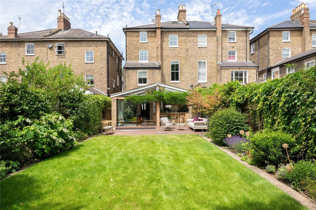 Property photo 3 of 61 Picture No. 47