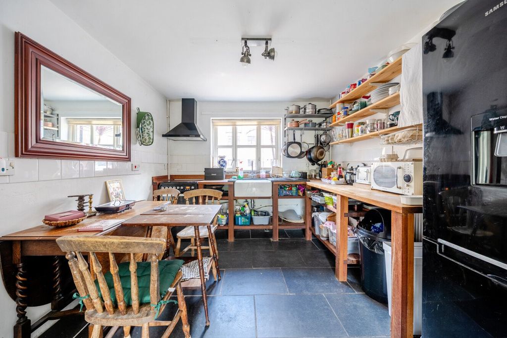 Property photo 3 of 15 Picture No. 18