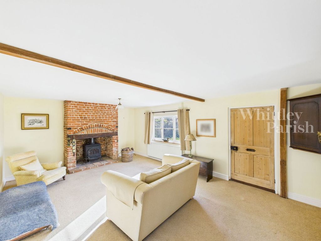 Property photo 2 of 25