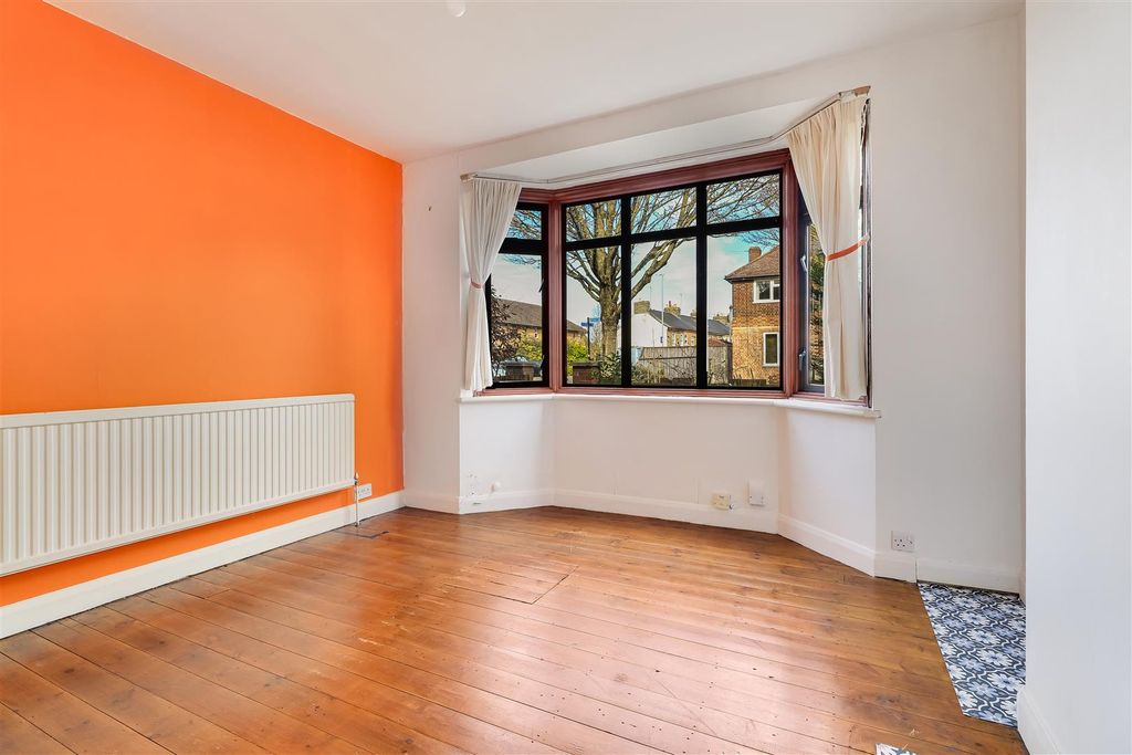 Property photo 2 of 19 Img (4).Jpg