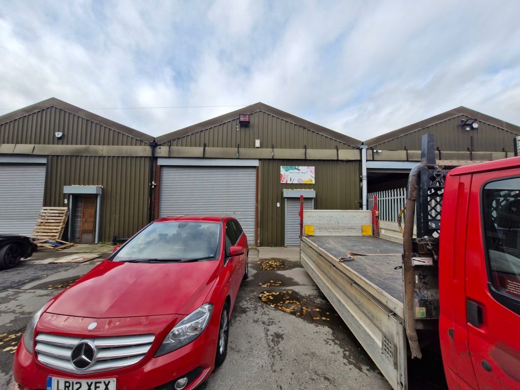 Property photo 1 of 5 Photo 5