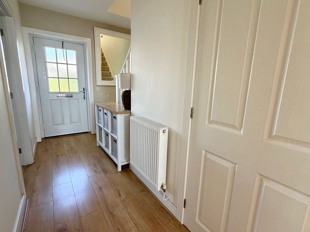 Property photo 2 of 25 Picture No. 28