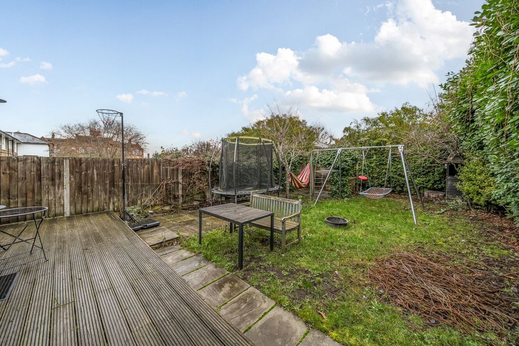 Property photo 3 of 20 Picture No. 05