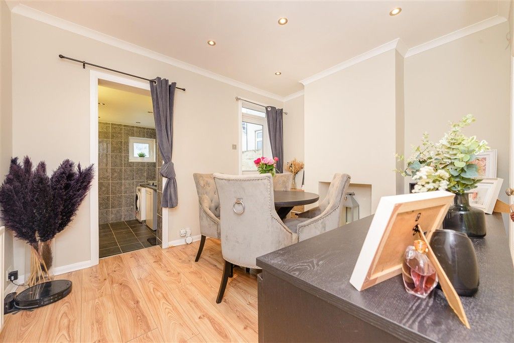 Property photo 3 of 8 Dining Room