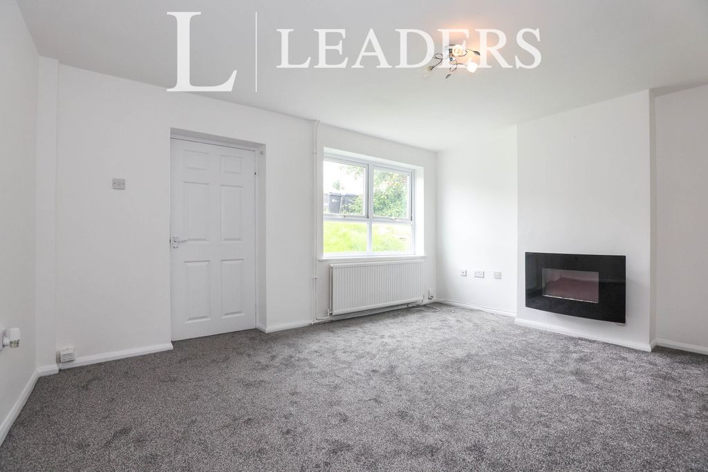 Property photo 2 of 10 2