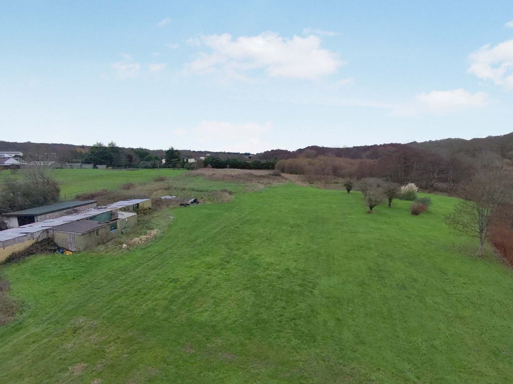 Property photo 3 of 23