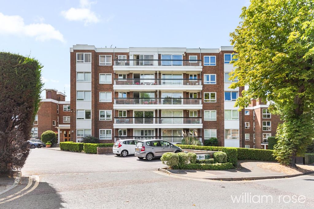 Property photo 1 of 17 Treetops_21.Jpg