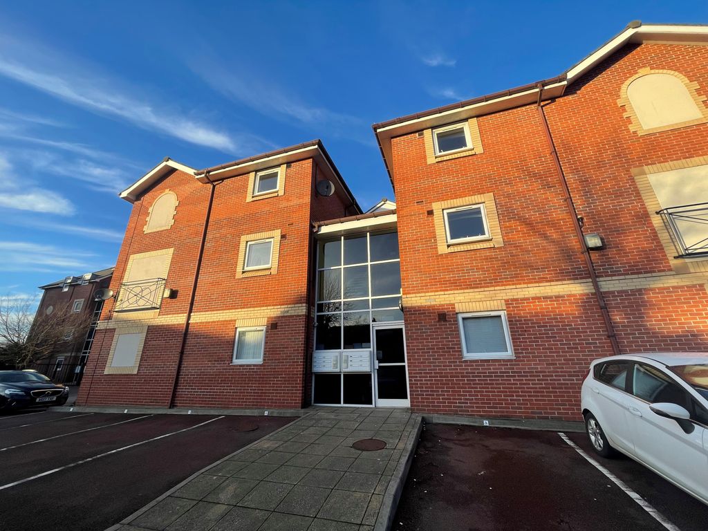 Property photo 1 of 8