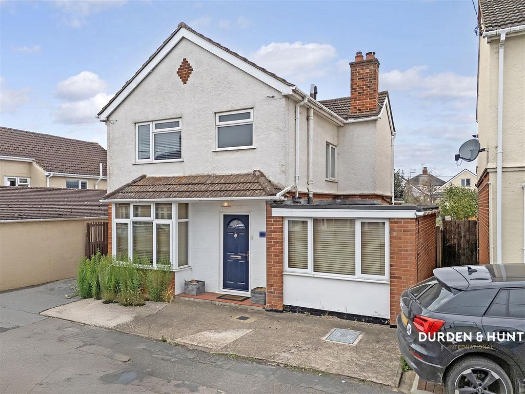 Property photo 1 of 29 College Road